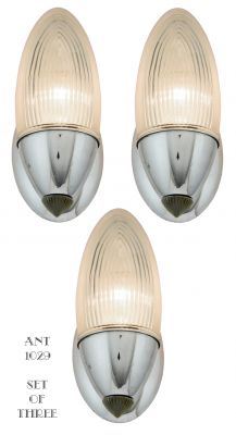 Set of THREE Lightolier Streamline Nickel Sconces C.1930 (ANT-1029)